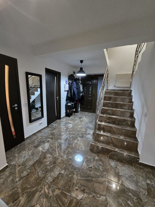 Vand casa in Bucium zona Plopii fara Sot / Accept unele variante.