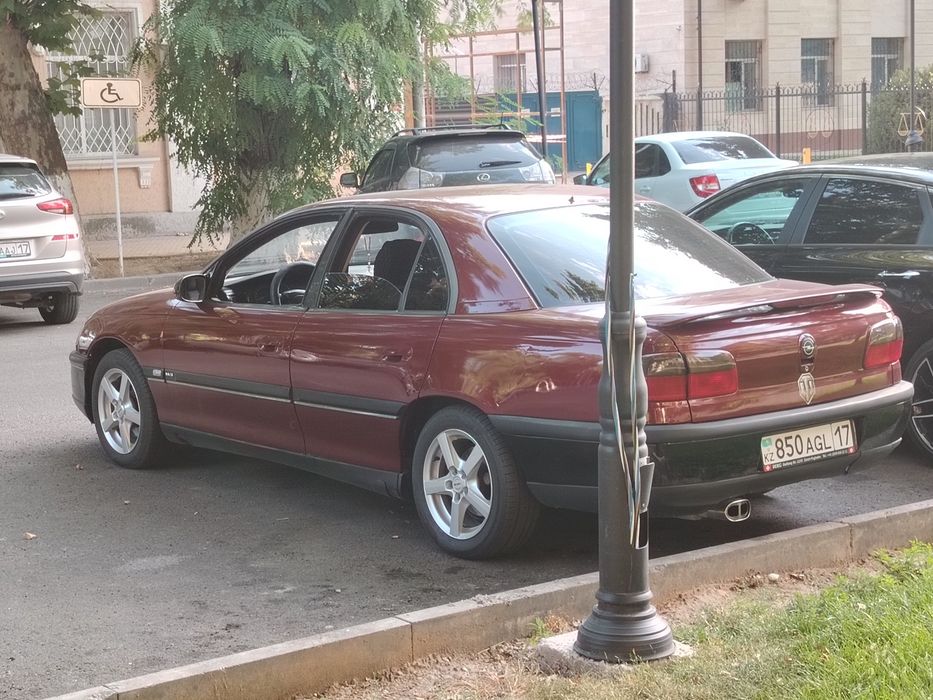 Опель омега 2.5 продам!