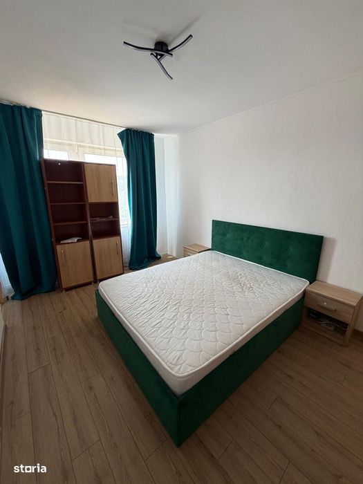 Garsoniera etaj 4 - bloc de apartamente, strada Torentului