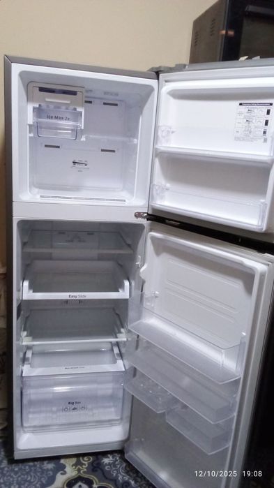 Samsung. 2 oy ishlagan yangi oladigonla Tel qilsin bekorchilar emas