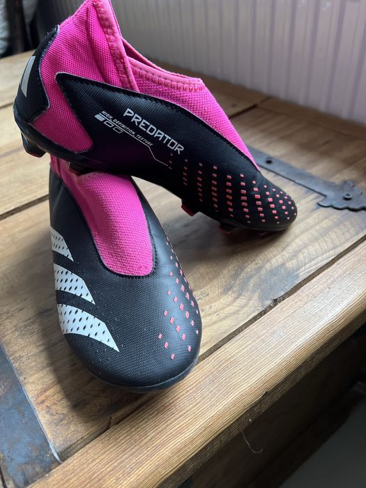 Детски футболни обувки adidas