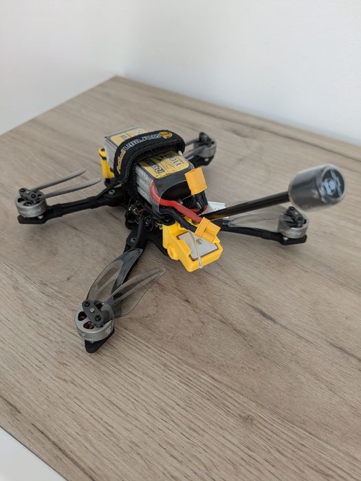 DarwinFPV FoldApe4 4” Long Range Sub250 FPV ELRS + 3S 1100mAh