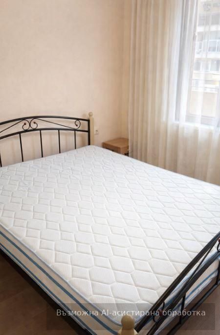 Едностаен апартамент в района на Колхозен пазар!