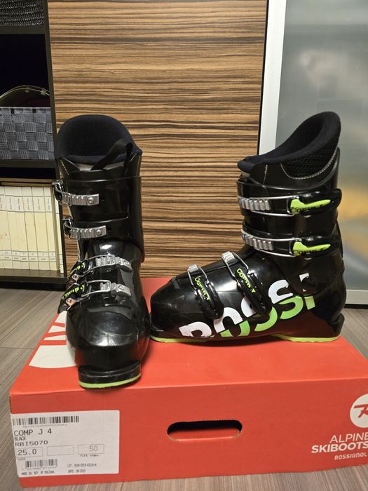 Vând clăpari Rossignol Comp Junior mondo 25