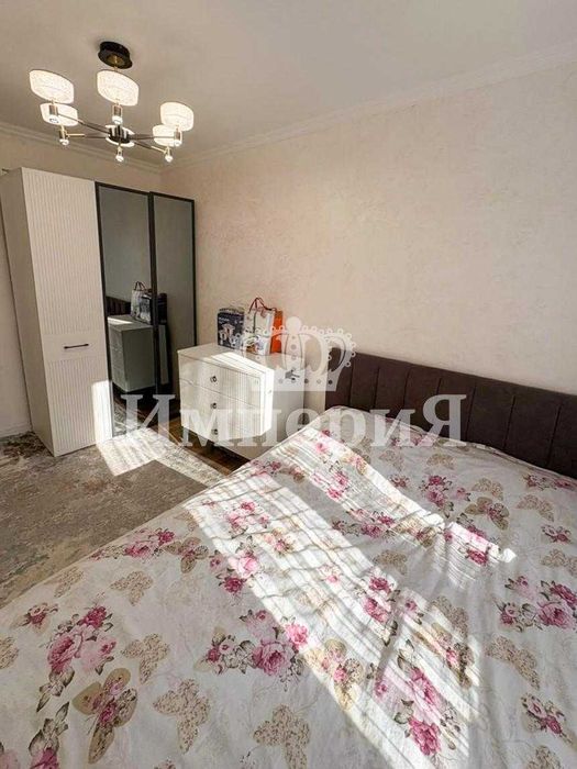 2 ком кв  Продает Адиль