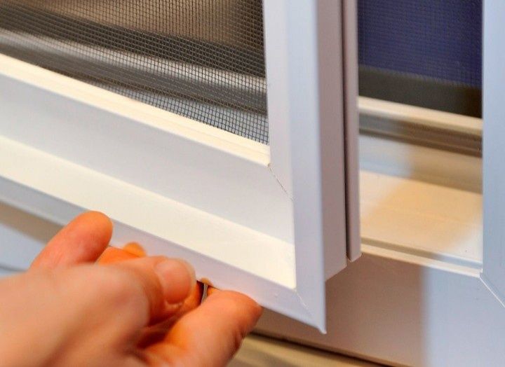 Москитные сетки. Установка