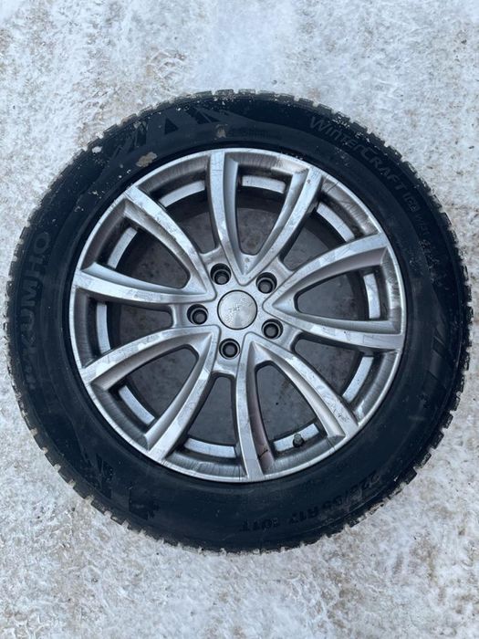 Резина зимняя  с дисками