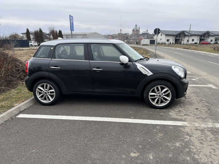 Dezmembram Mini Countryman 2.0 Diesel