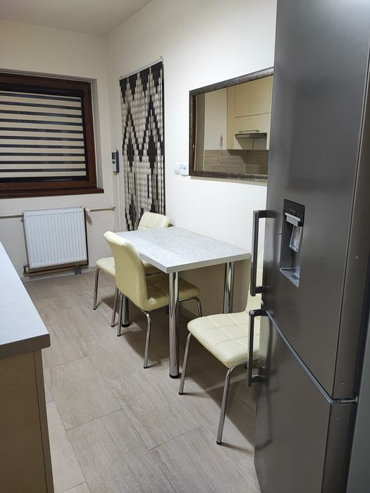 Închiriez apartament 2 camere
