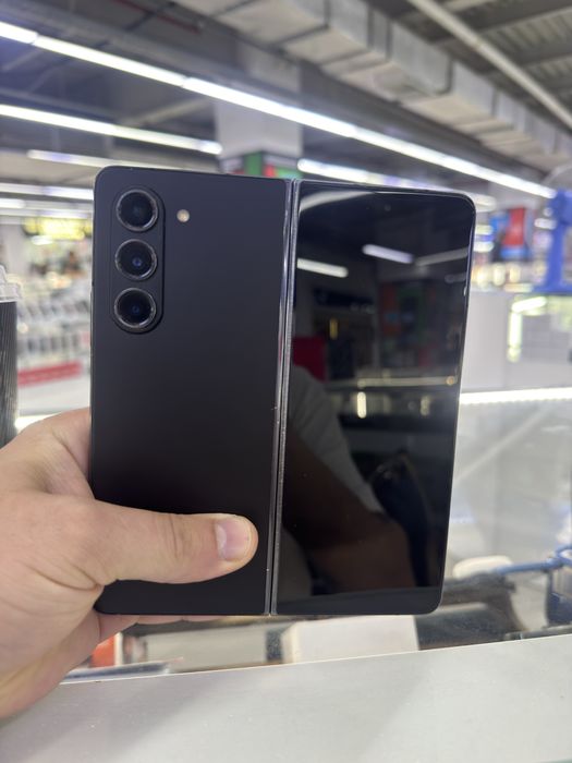Samsung Z Fold5 256 gb