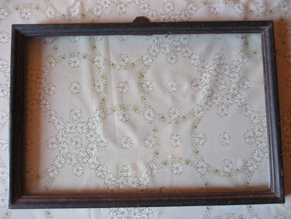 Дървени старинни рамки за картини и снимки