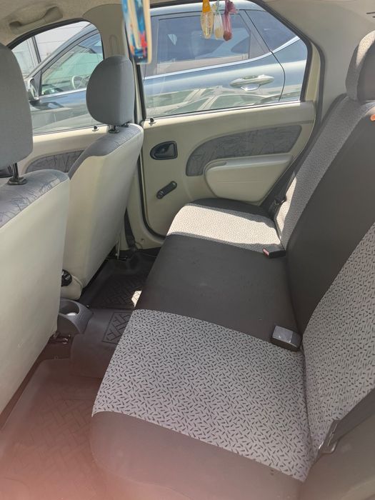 Vand Dacia Logan 1,4 an 2005