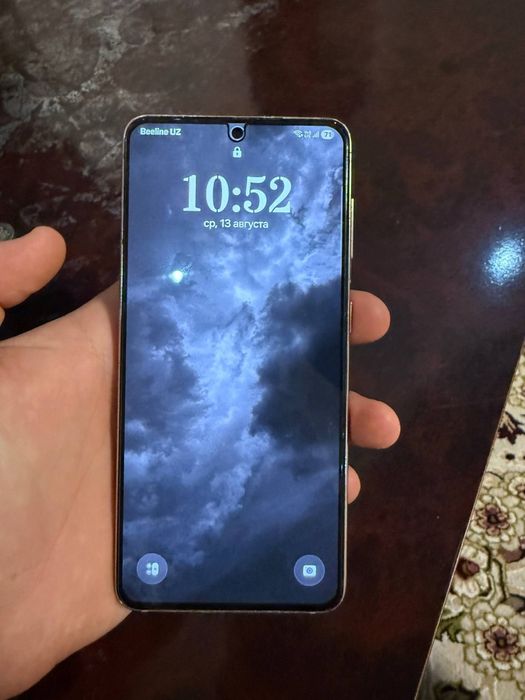 Samsung s21 5g  8/256.