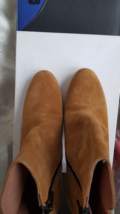 Botine piele intoarsa  39