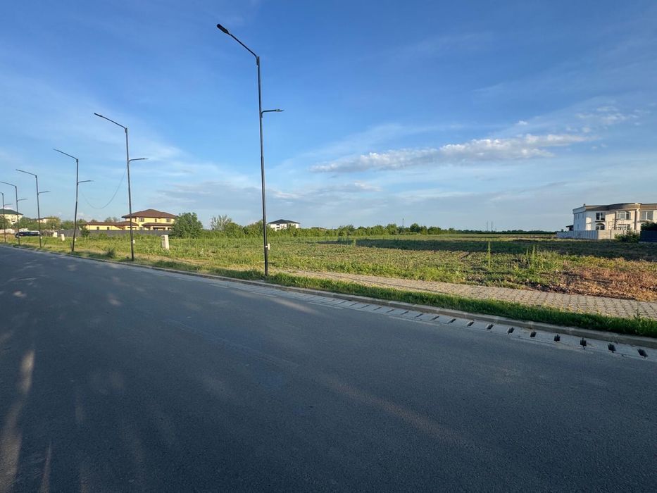 Teren intravilan 450 mp in zona parcului din Oras Titu oi
