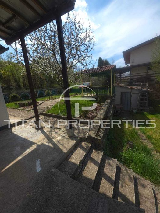 Къща за продажба в с.Друган