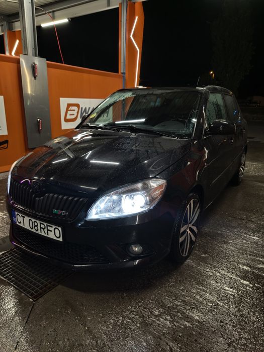 SKODA Fabia 2010 — imagine 1