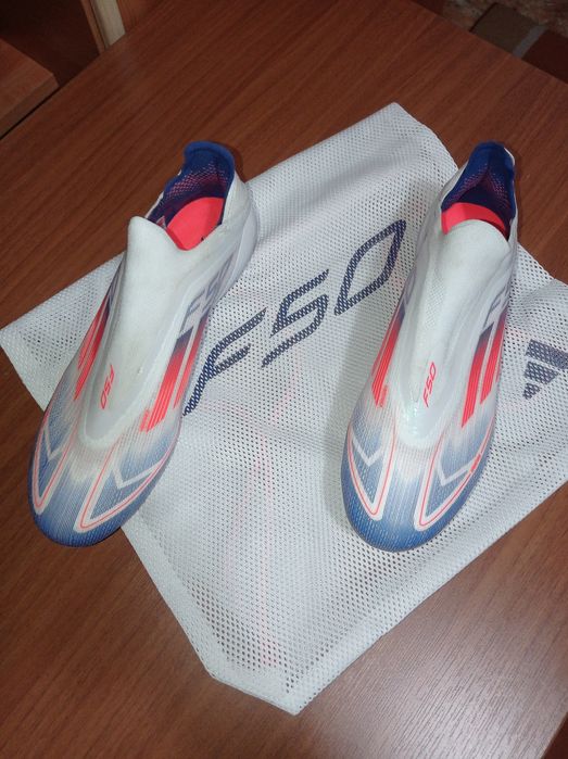 Ghete Fotbal F50,Originale . Preț -700 de Lei.