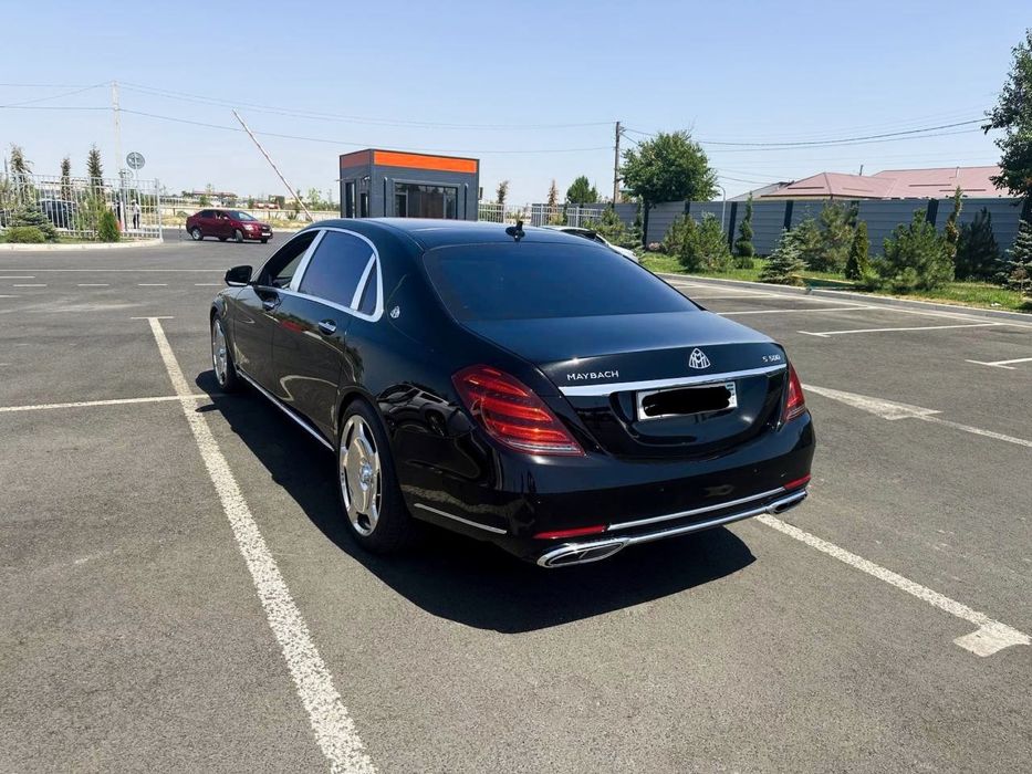 Mercades Maybch W 222 S500 5.5l