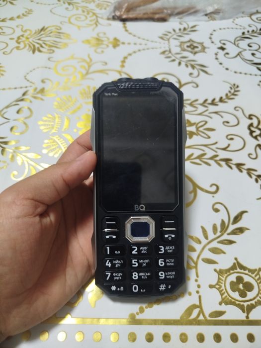 Tank max bq telfon