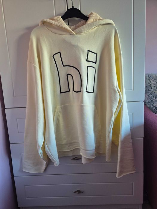 Hanorac cu glugă marca Grama