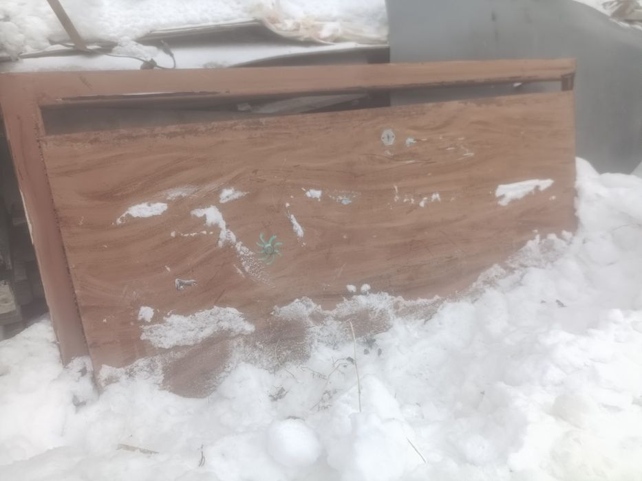Продам железный дверь