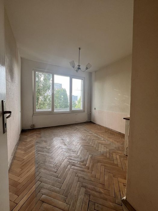Продава се Двустаен апартамент в София, Дружба 1 - 43 кв.м за 2024 €/кв.м - Снимка #1