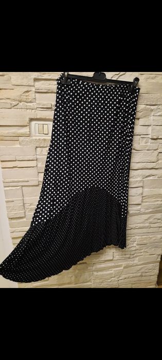 Fuste L,XL,XXL din satin,lycra,voal, paiete sau material nesifonabil