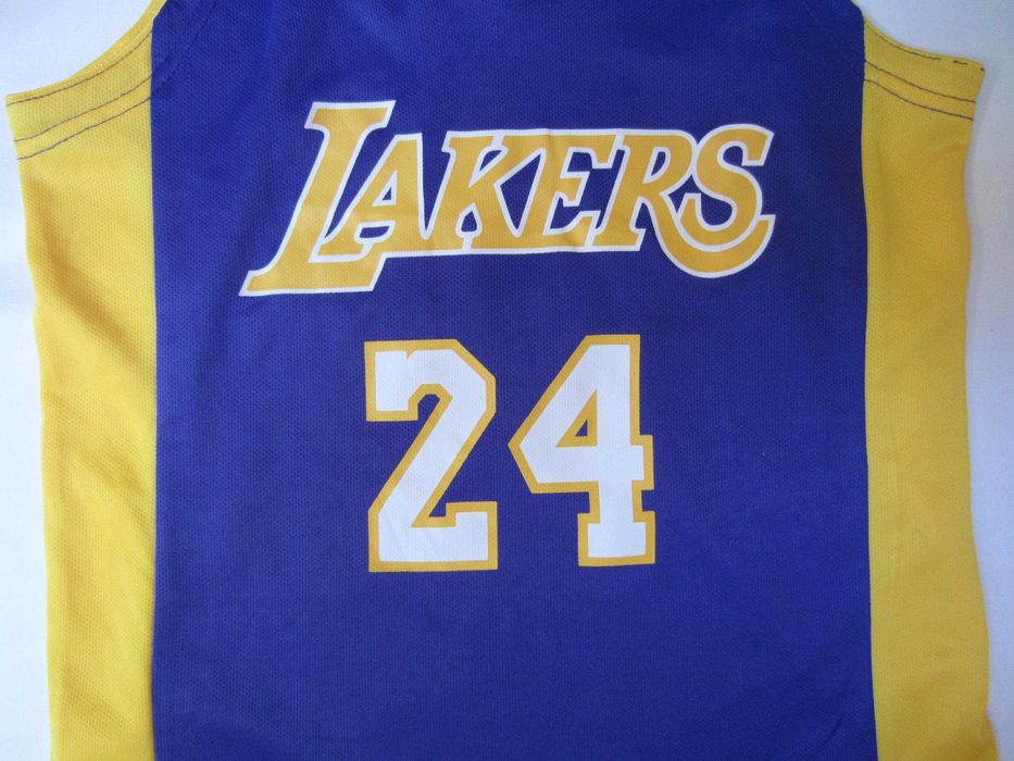 Maiou baschet Kobe Bryant, NBA-Lakers,mas.6-7ani, stare f.buna