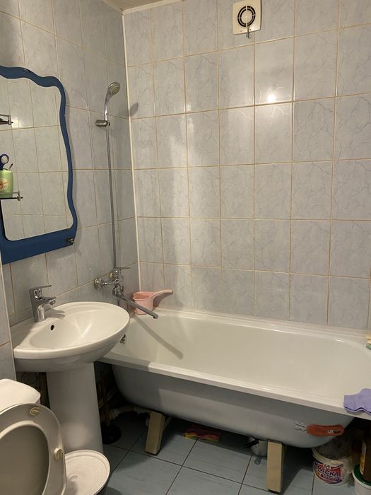 Продам трехкомнатную квартиру