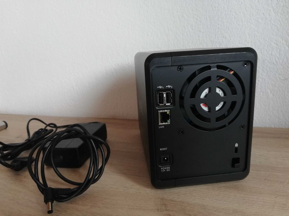 NAS Zyxel NSA325 2TB