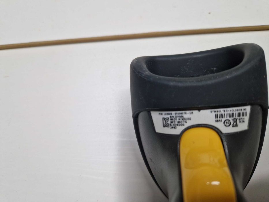 баркод скенер Zebra LS1203.