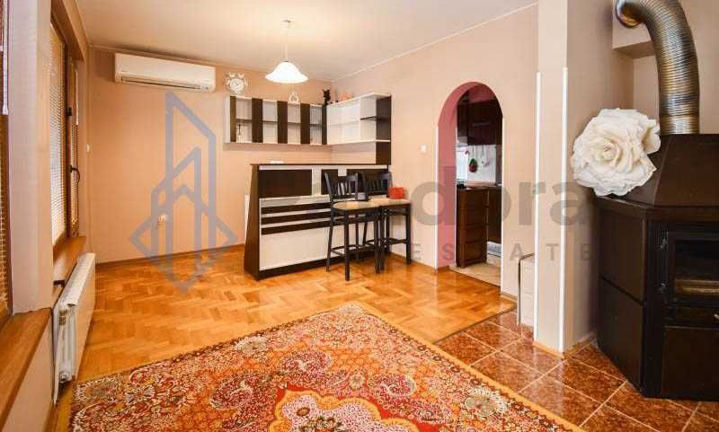 Дава се под наем Тристаен апартамент в София, Бояна - 120 кв.м за 525 € - Снимка #3