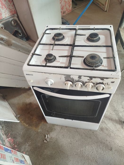 Газовая плиты в отличном сост.