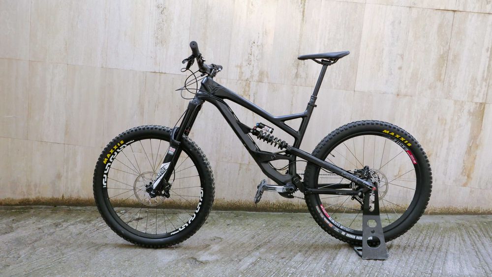 YT Capra CF Comp, ендуро, карбон 13.2 кг, 170 мм ход, RS Lyrik RC3