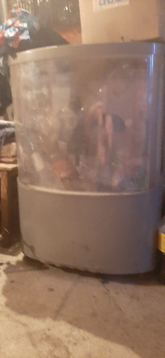 Продам морозильник