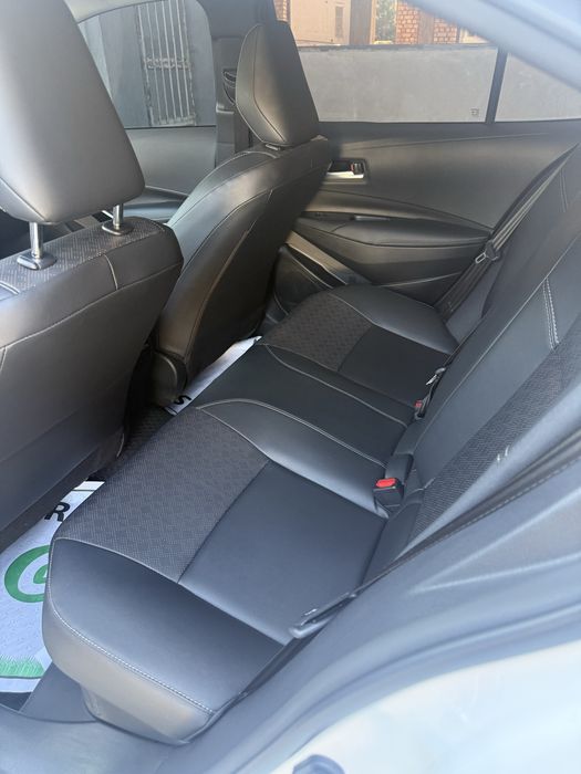 Toyota corolla hybrd