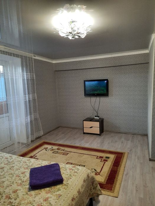 1 ком Евро в центре почасовая 1 000