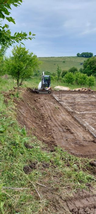 Inchiriere EXCAVATOR Sibiu, săpături excavator 3t, fundații, decopertări