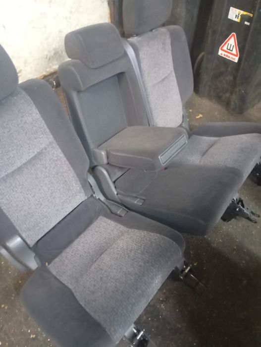 Продам комплект сидений