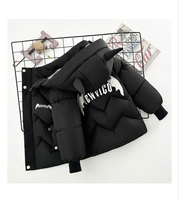 Продам куртку детскую уни