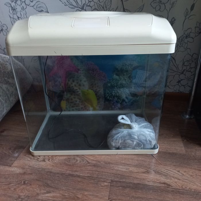 Продам аквариум разные.