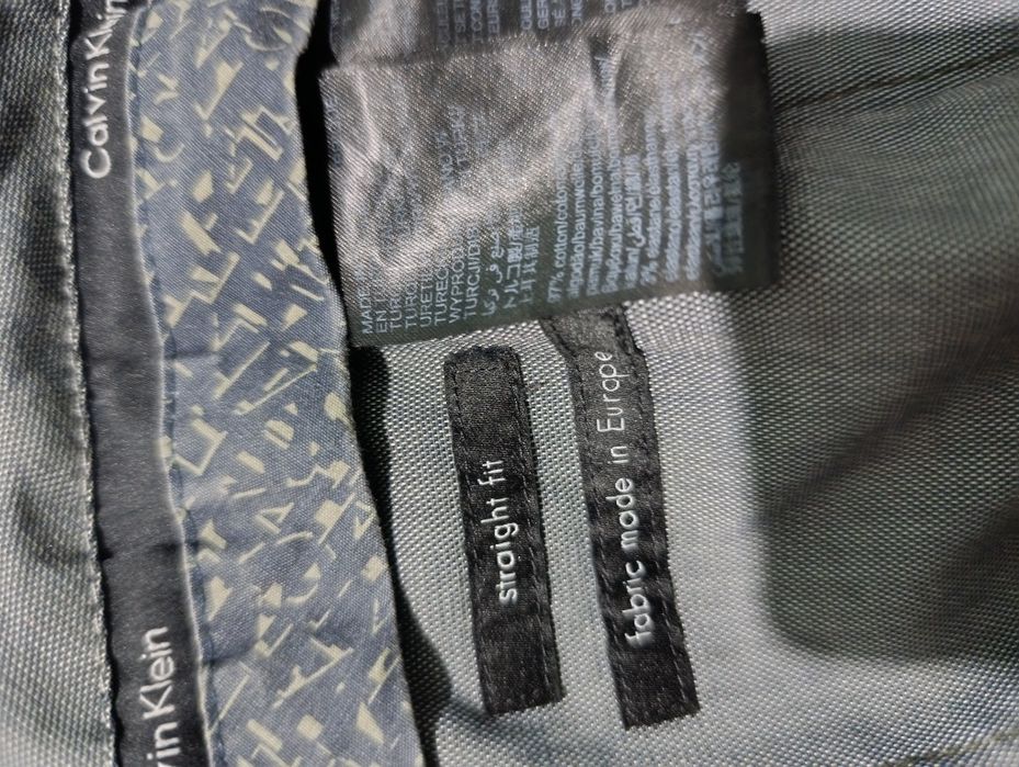 Chino Calvin Klein ,mărimea 46