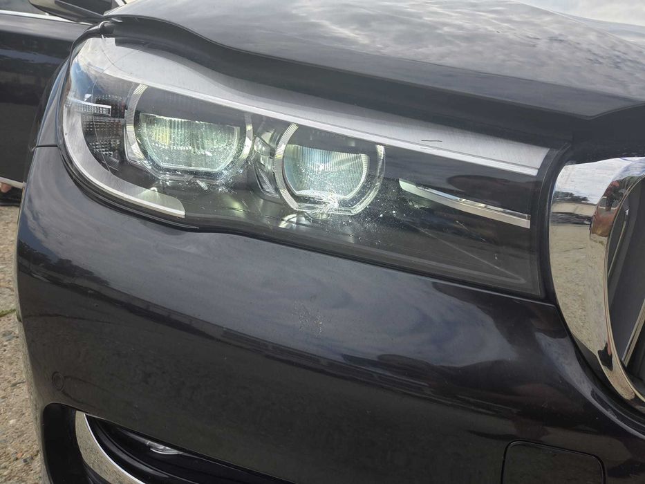 Far faruri led stanga dreapta BMW seria 7 G11 G12 cod 7463753 7463754