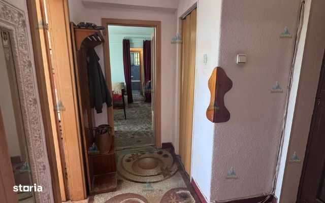 Apartament 3 camere de vânzare – Zona Centrală