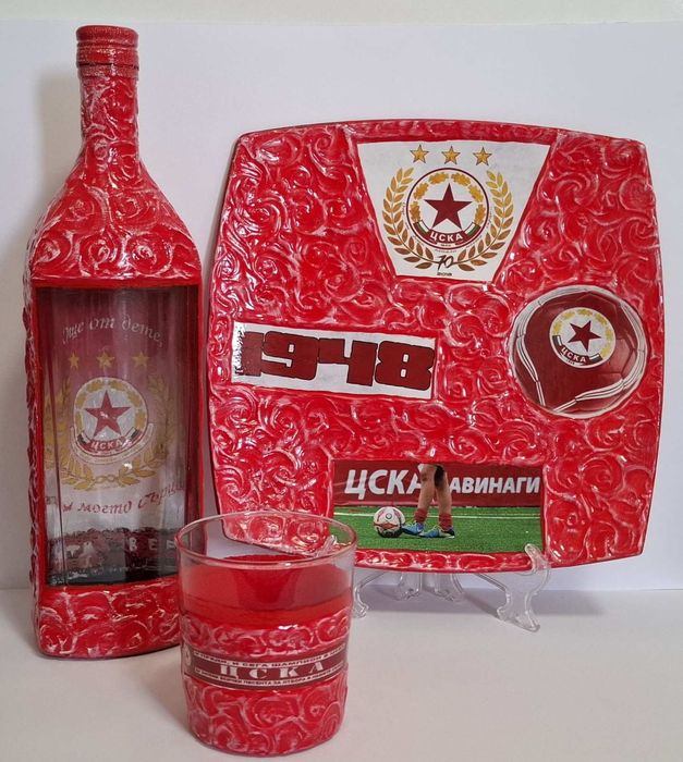 Комплекти на различни футболни отбори