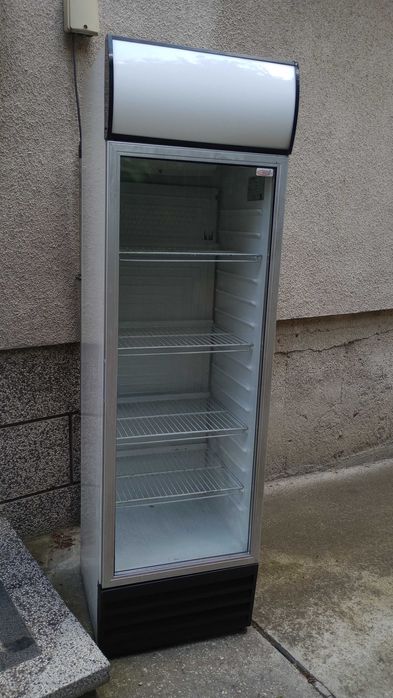 Продавам хл. витрини