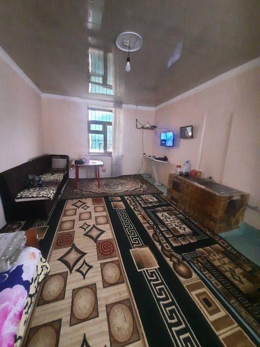 Срочна Беш болада  Ховли  уй сотилади