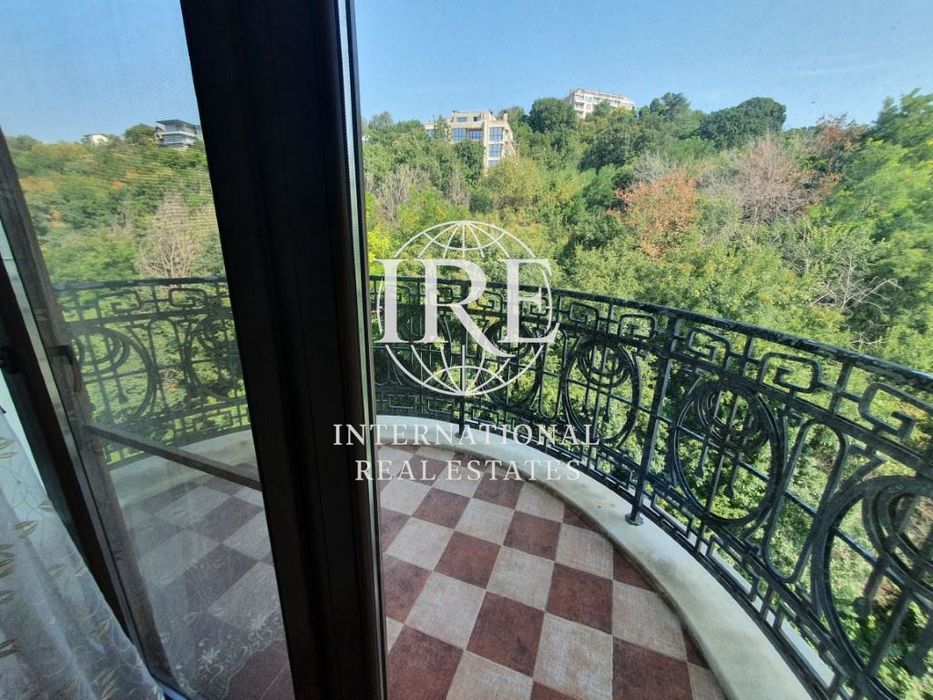 Продава се Тристаен апартамент в к.к. Св.Св. Константин и Елена - 165 кв.м за 1540 €/кв.м - Снимка #11