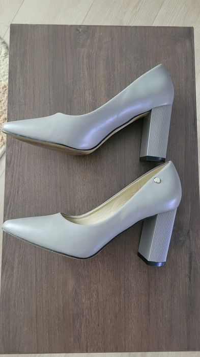 Pantofi stiletto cu toc gros-Solo Donna-Benvenutti